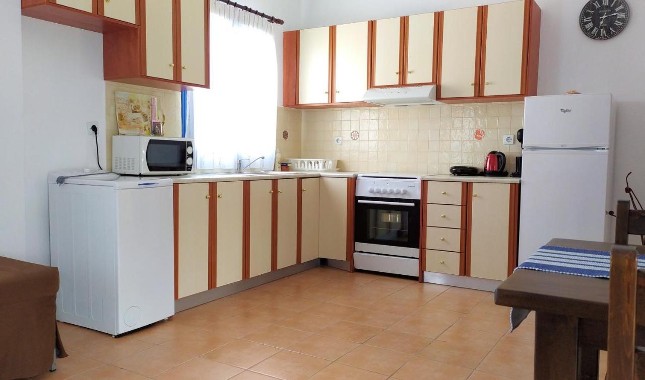 Ioli Apartments Alopronia Экстерьер фото