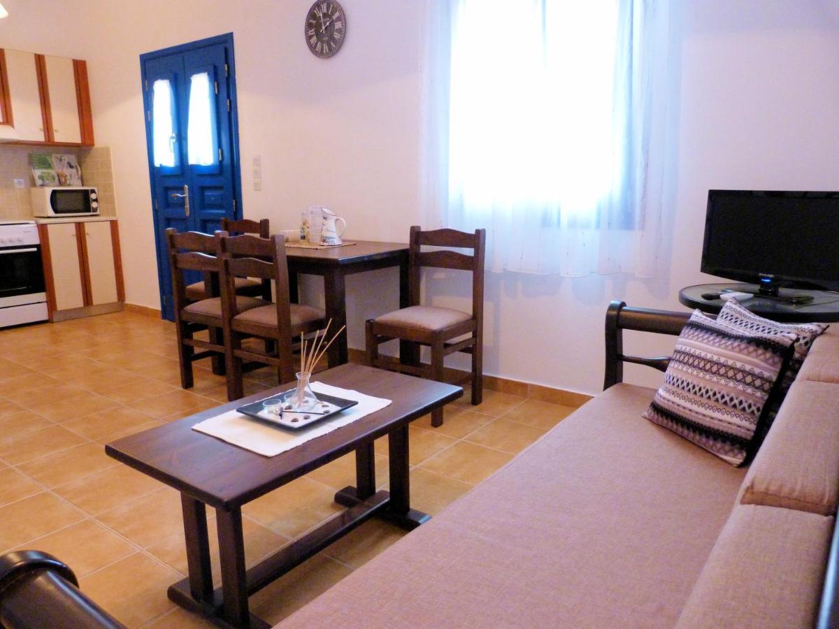 Ioli Apartments Alopronia Экстерьер фото