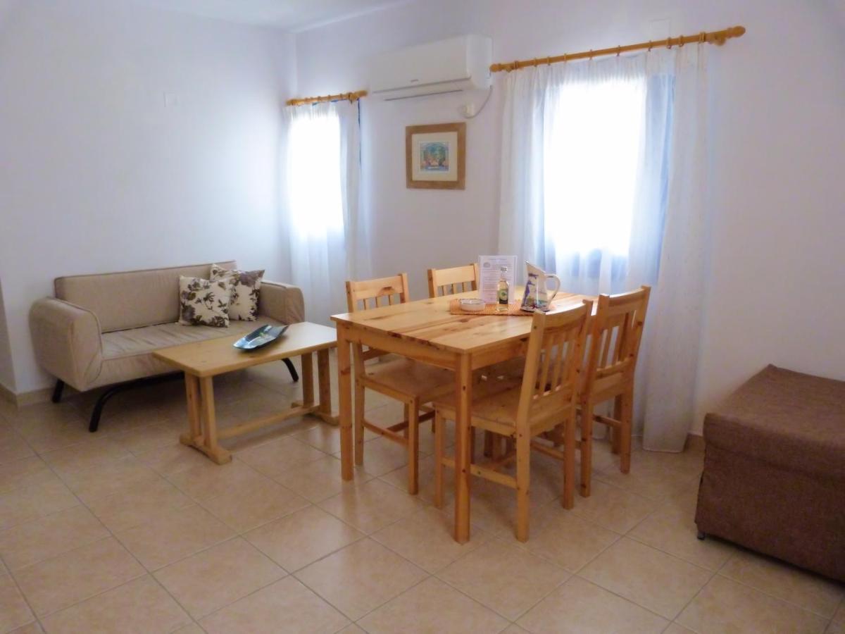 Ioli Apartments Alopronia Экстерьер фото