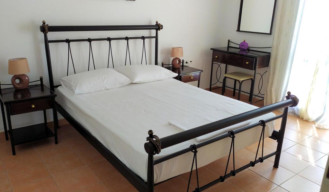 Ioli Apartments Alopronia Экстерьер фото