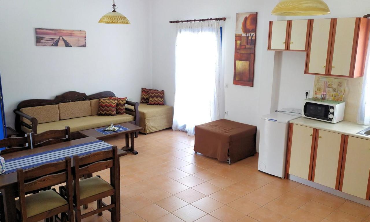 Ioli Apartments Alopronia Экстерьер фото