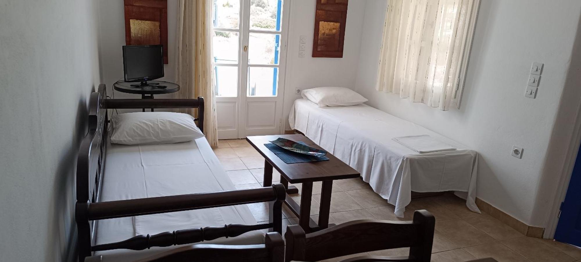 Ioli Apartments Alopronia Экстерьер фото