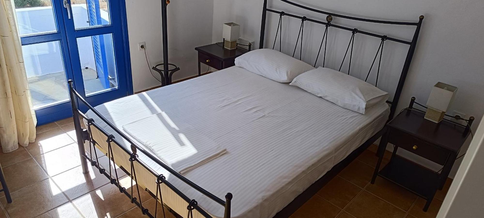 Ioli Apartments Alopronia Экстерьер фото