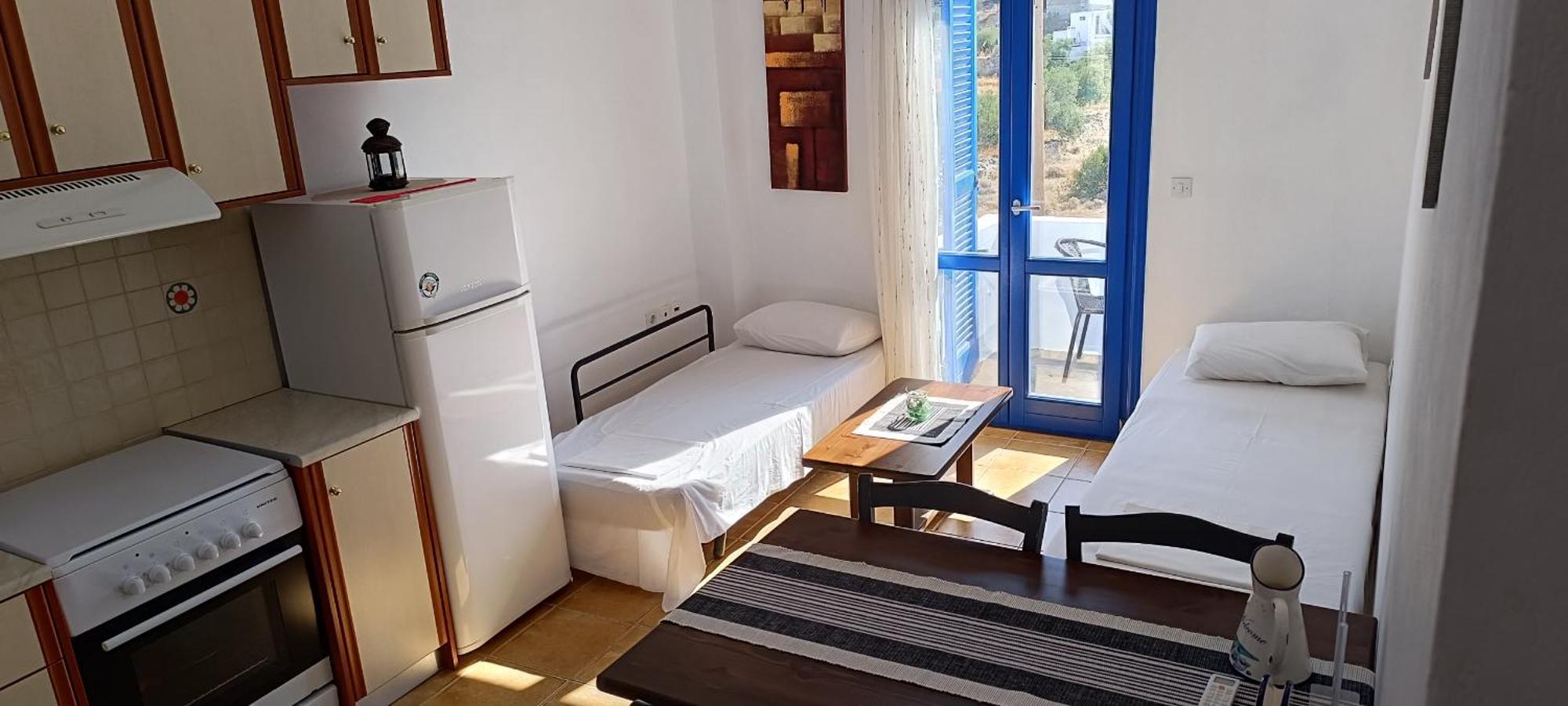 Ioli Apartments Alopronia Экстерьер фото