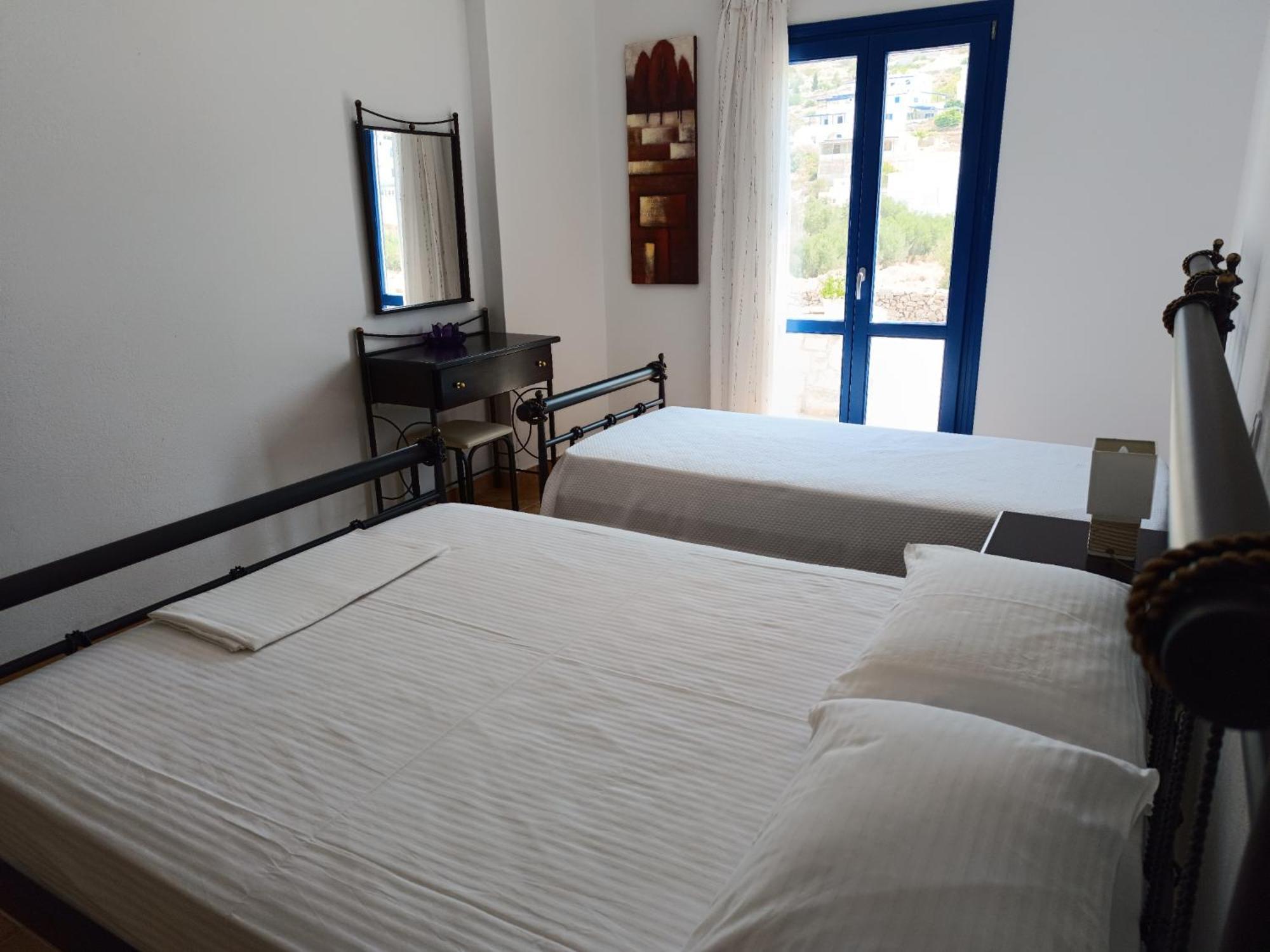 Ioli Apartments Alopronia Экстерьер фото